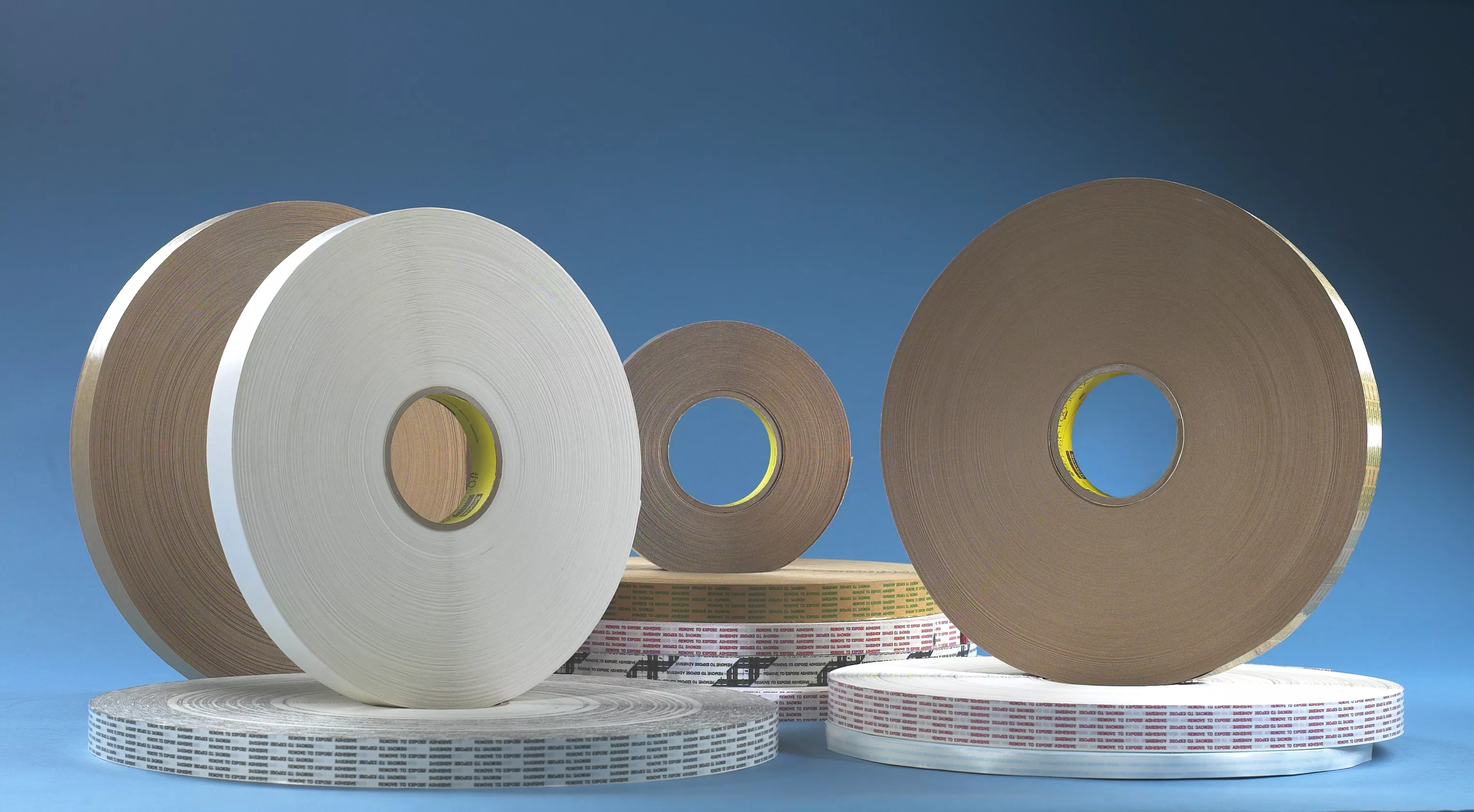 SKU 7000001155 | 3M™ Adhesive Transfer Tape Extended Liner 920XL