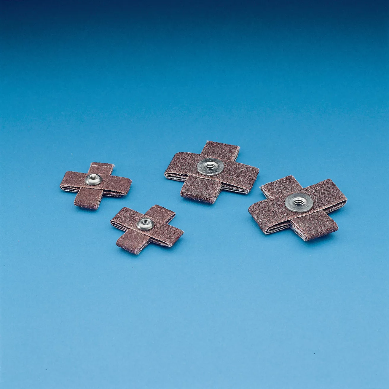 SKU 7100092002 | Standard Abrasives™ A/O Cross Pad 701115