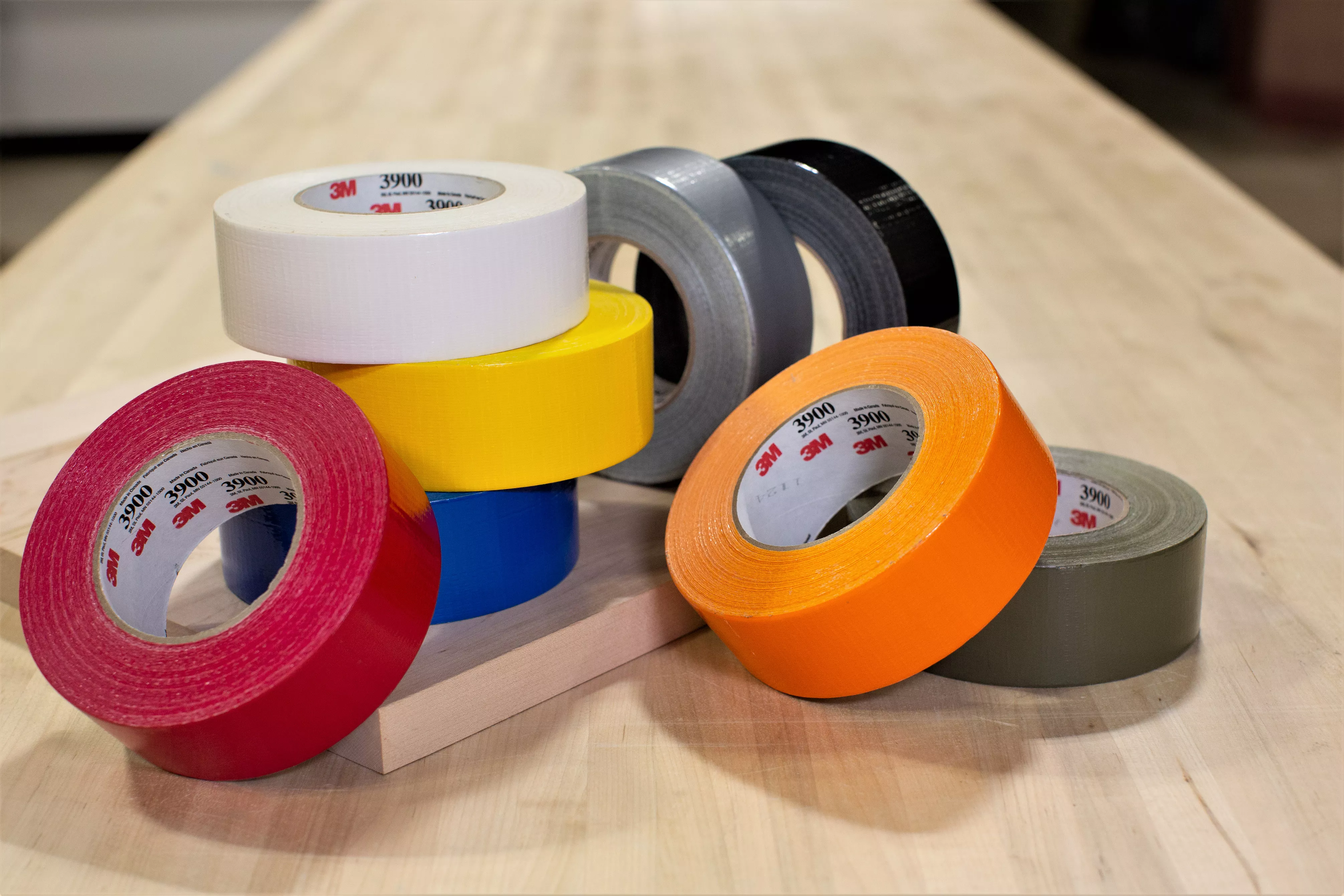 SKU 7000124007 | 3M™ Multi-Purpose Duct Tape 3900