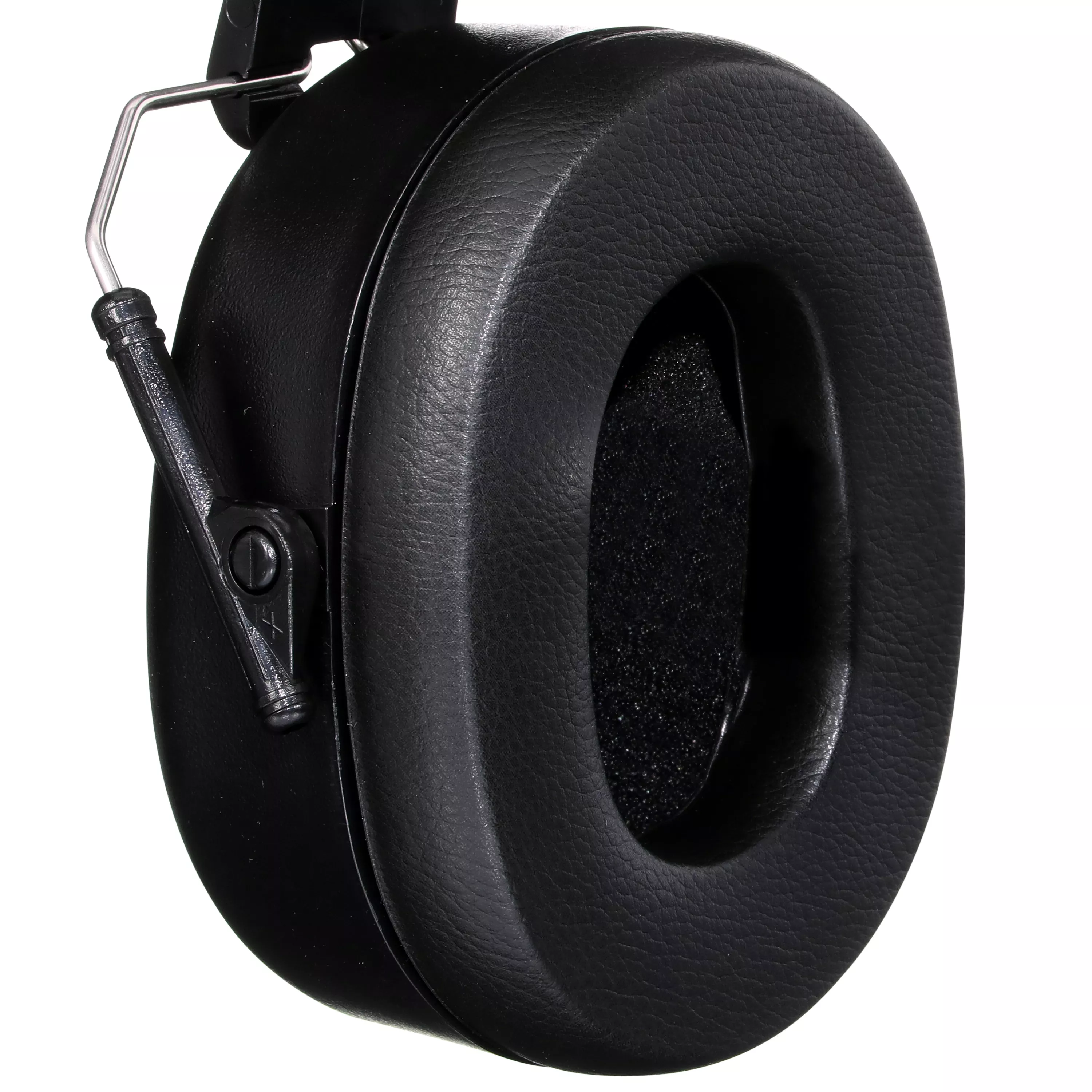 SKU 7100130331 | 3M™ Lawn & Garden Folding Earmuff