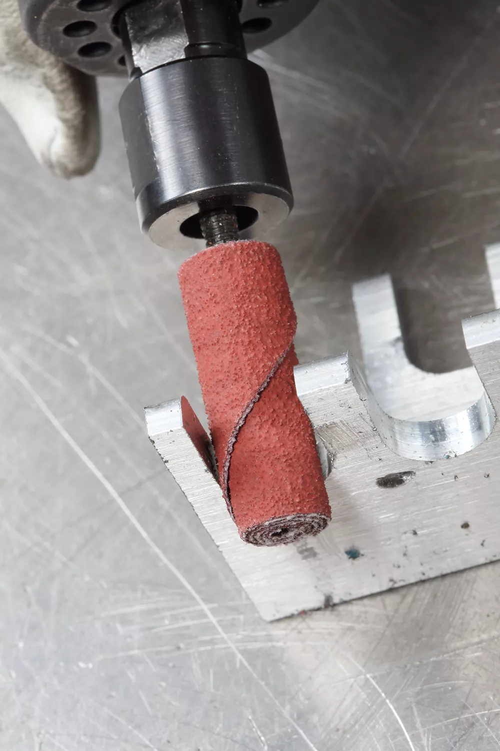 Product Number 713073 | Standard Abrasives™ Aluminum Oxide Cartridge Roll