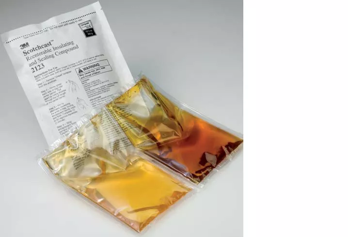 3M™ Scotchcast™ Reenterable Electrical Insulating Resin 2123D (21.2 oz), 10 EA/Case